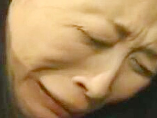 Japanese Milf fulfilling her dirty desires with brother-in-law in Tokyo